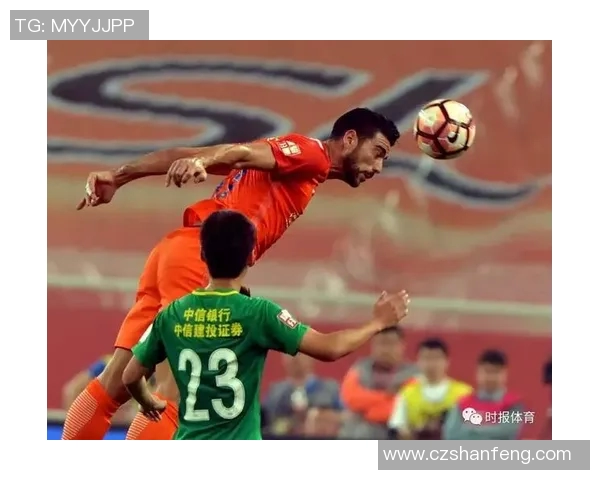 昨日中超精彩对决山东队迎战辽宁队激烈拼搏引人瞩目